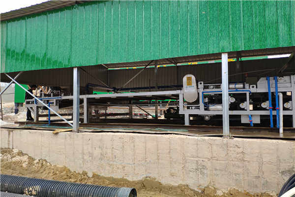 江蘇省深井孔專(zhuān)用護(hù)壁液鉆井提沙化學(xué)粉 鞏義睿容環(huán)保20年專(zhuān)業(yè)生產(chǎn)與創(chuàng)新